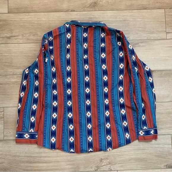 Wrangler Retro Womens Size XL Blue Aztec Print Pearl Snap Shirt Top - Picture 2 of 6